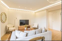 Apartment for sale in Madrid, Madrid, Almagro, Madrid 28010