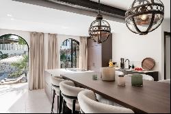 Fully renovated contemporary villa in Nueva Andalucia, Marbella 29660