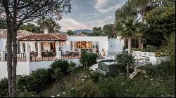 Elegant single-storey villa surrounded by nature in El Madronal, Benahavis 29678