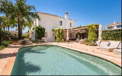 Elegant designer family villa in Marbella centre, Marbella 29601