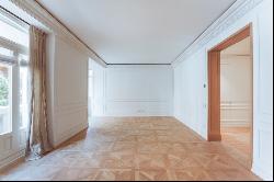 Impressive luxury property, brand new refurbished, 4 bedrooms en, Madrid 28046