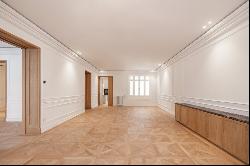 Impressive luxury property, brand new refurbished, 4 bedrooms en, Madrid 28046