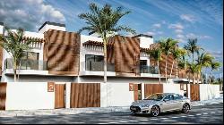 Boutique development of eight front-line golf townhouses in Este, Estepona 29680