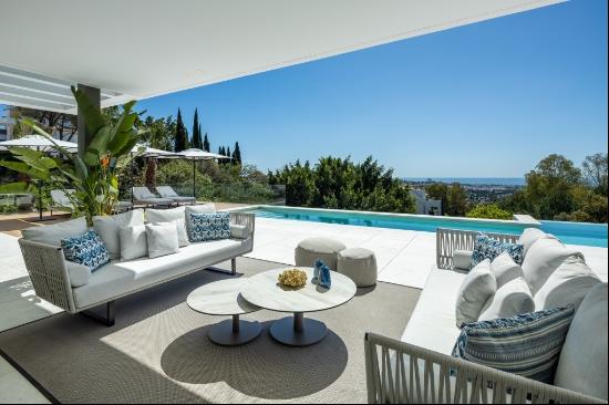 Stunning contemporary villa nestled in the prestigious La Quinta, Benahavis 29679