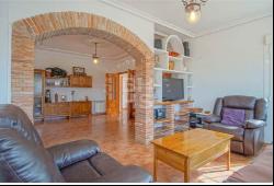 Magnificent Villa for Sale in Calpe, Walking Distance to Beach, , Calpe 03710