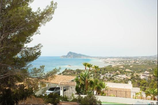 Exclusive Building Plot with Breathtaking Mediterranean Views in, Altea 03590