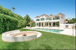 Luxury fully renovated villa in the heart of Nueva Andalucía, Marbella 29660