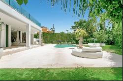 Luxury fully renovated villa in the heart of Nueva Andalucía, Marbella 29660