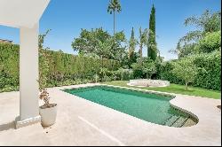 Luxury fully renovated villa in the heart of Nueva Andalucia, Marbella 29660