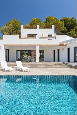 Contemporary Ibiza Style Villa for Sale in Javea, Cala Blanca Ar, Jávea 03730