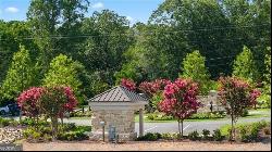 2060 Magnolia Lane #8, Milton GA 30004