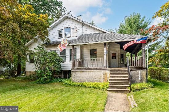 21 Linden Avenue, Rutledge PA 19070