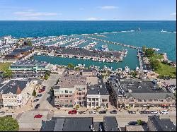 201 E Main St Unit 303, Port Washington WI 53074