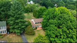 2420 Raleigh Drive, Lancaster PA 17601