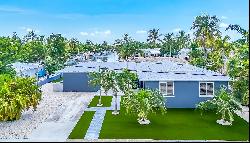 26 Bamboo Ter, Key Haven FL 33040