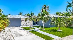 26 Bamboo Ter, Key Haven FL 33040