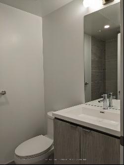 55 Cooper St #2816, Toronto ON M5E0G1