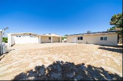 2039 Columbia Way, Palmdale CA 93551