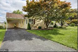 1309 Warwick Road, Camp Hill PA 17011