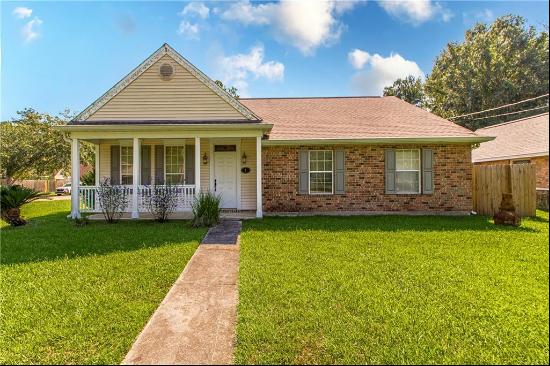 2 Laura Drive, Hammond LA 70401