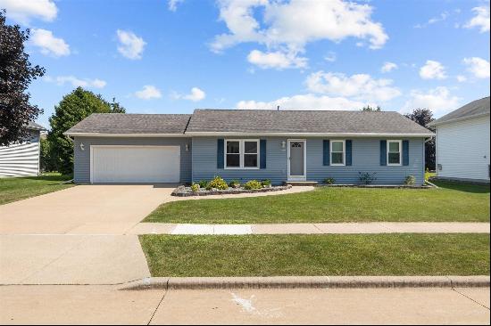 3820 PURPLE CREST Drive, Oshkosh WI 54901