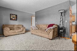 3820 PURPLE CREST Drive, Oshkosh WI 54901