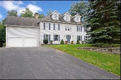 6 Chatterton Woods, Hamden CT 06518