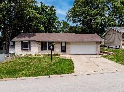 13 Oak Hill Lane, St Peters MO 63376