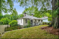 2887 Parrott Avenue NW, Atlanta GA 30318