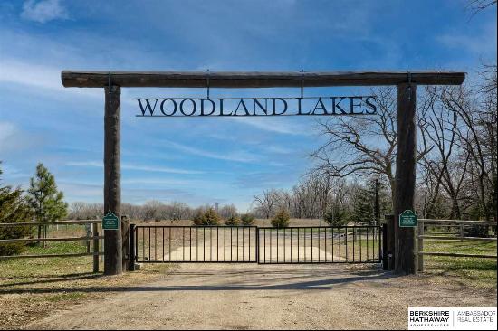 260 S Woodland Court, Fremont NE 68025