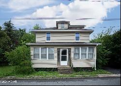 122 Dewey Street, Mill Hall PA 17751