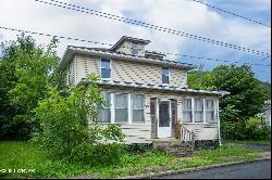 122 Dewey Street, Mill Hall PA 17751