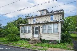 122 Dewey Street, Mill Hall PA 17751