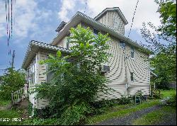 122 Dewey Street, Mill Hall PA 17751