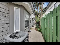 318 4th Street, Atlantic Beach FL 32233