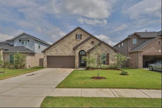 4619 Crescent Lake Circle, Baytown TX 77521