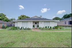 6608 Chimney Top Drive N, Mobile AL 36695