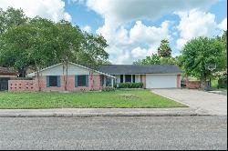 1316 Washington Drive, Alice TX 78332