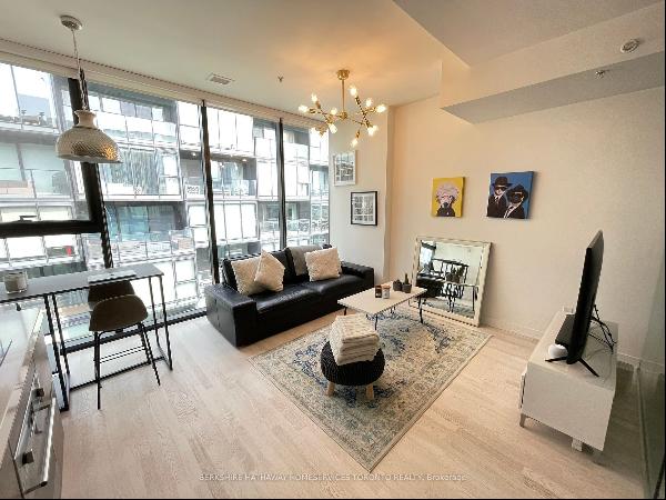 38 Stewart St #1105, Toronto ON M5V0H1