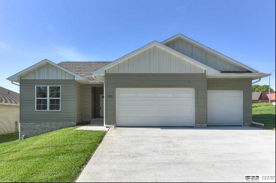 2765 College Drive, Blair NE 68008