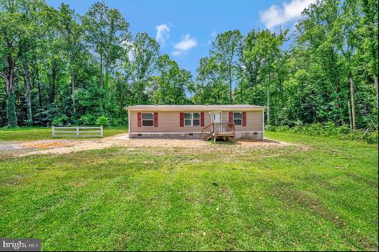 8448 Pumpkin Neck Road, King George VA 22485