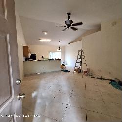 61 W Court Circle Unit 102, West Melbourne FL 32904