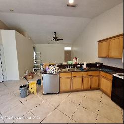 61 W Court Circle Unit 102, West Melbourne FL 32904