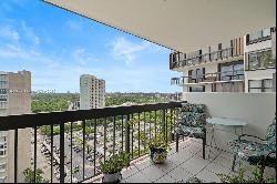 2333 Brickell Ave Unit 2108, Miami FL 33129