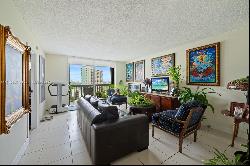 2333 Brickell Ave Unit 2108, Miami FL 33129