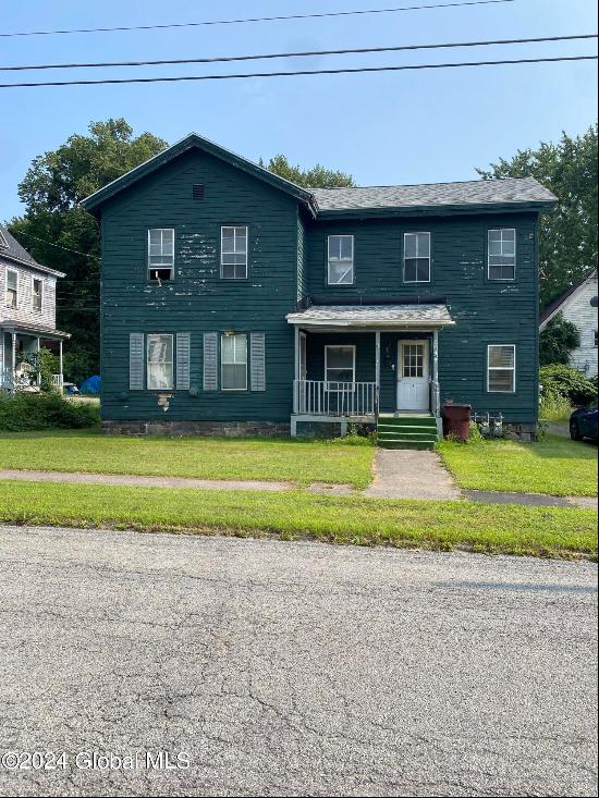 48 1st Avenue, Gloversville NY 12078