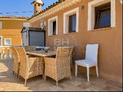 Charming Rustic Chalet in Las Marinas, Denia, Dénia 03700