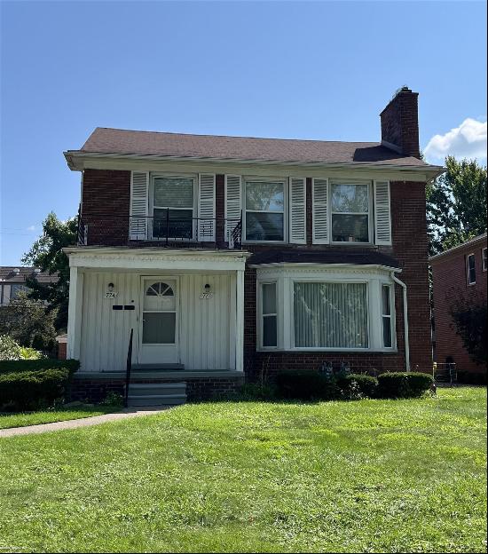 772 Harcourt Road, Grosse Pointe MI 48230