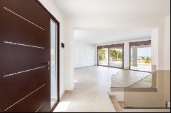 Elegant Seaside Living: Newly Constructed Villa in Denia with St, Denia 03700