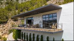 Unique Villa for Sale in Guadalest with Panoramic Mountain Views, Altea 03590